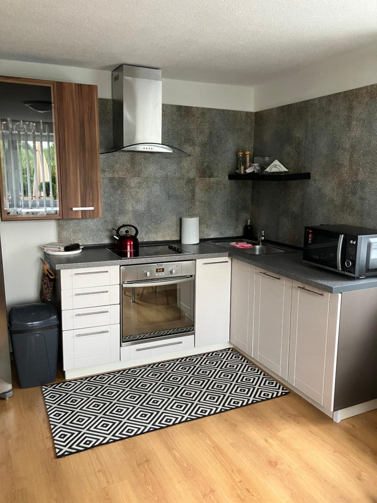 Apartman Karin Huty Exterior foto